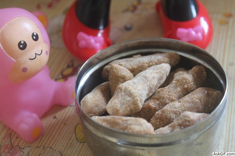 कोक्कट्टन पकाने की विधि, शिशुओं के लिए चावल और पाम गुड़ की उंगली भोजन